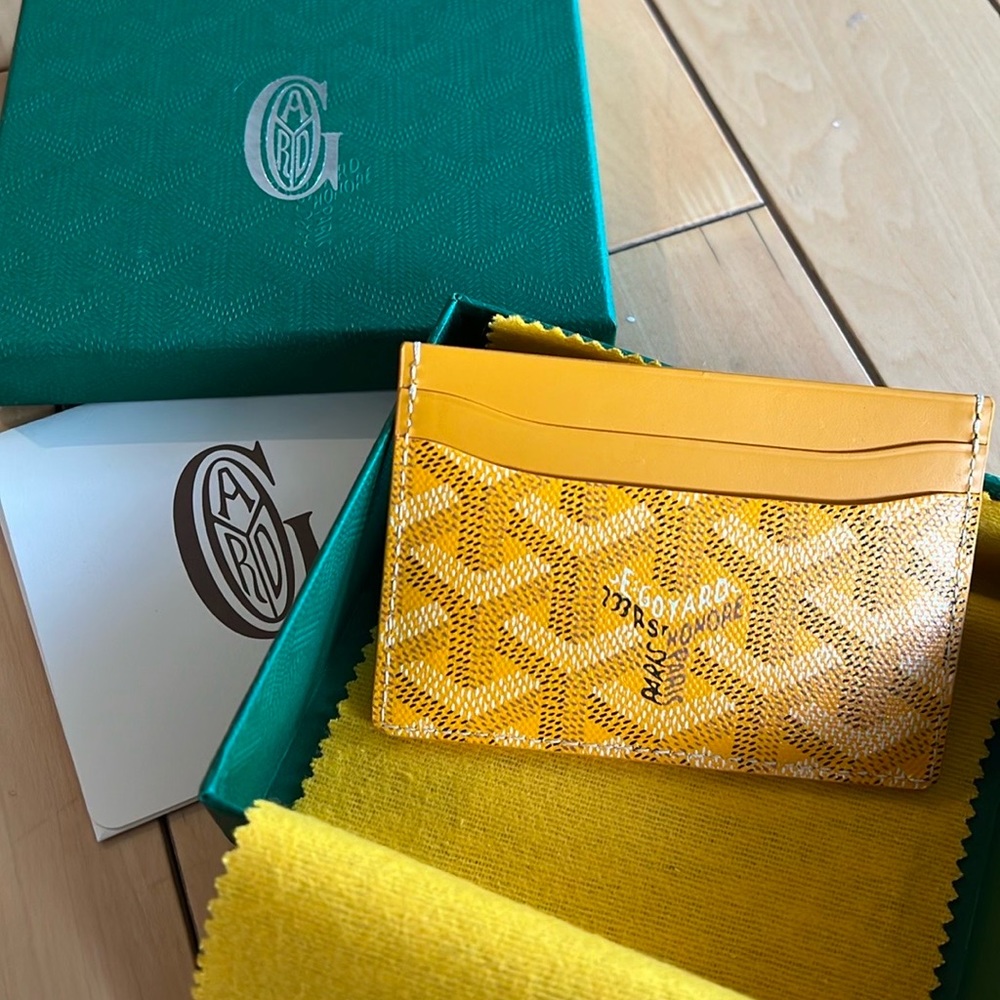 Goyard card holder YELLOW